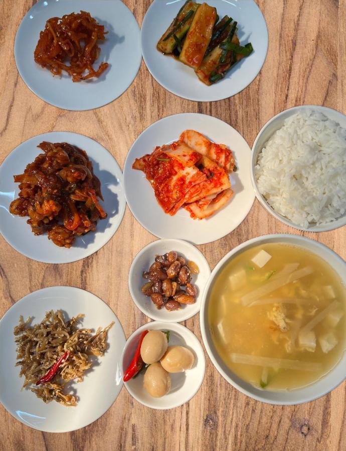 Khách sạn Paragon Pmh *