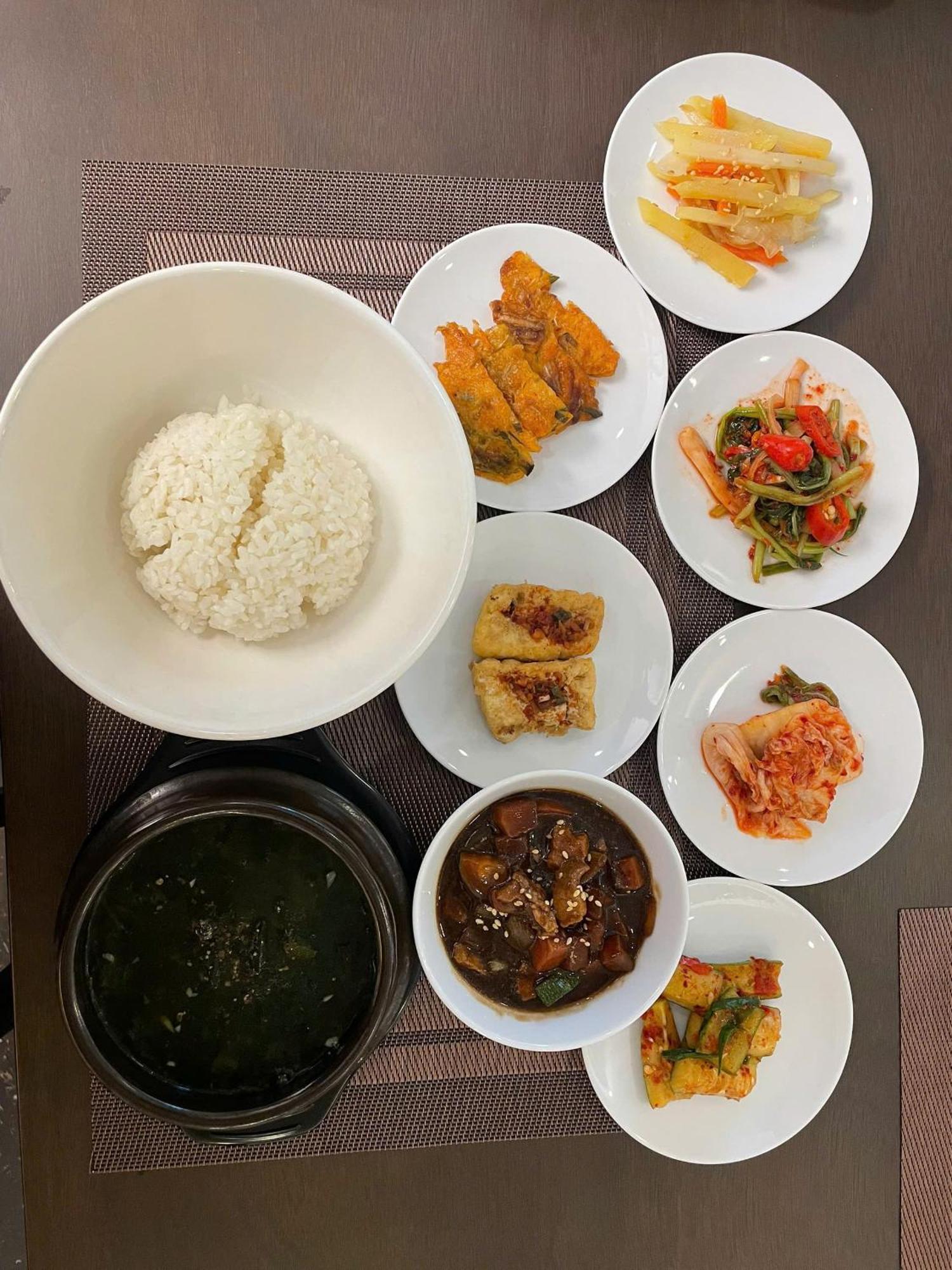 Khách sạn Paragon Pmh *